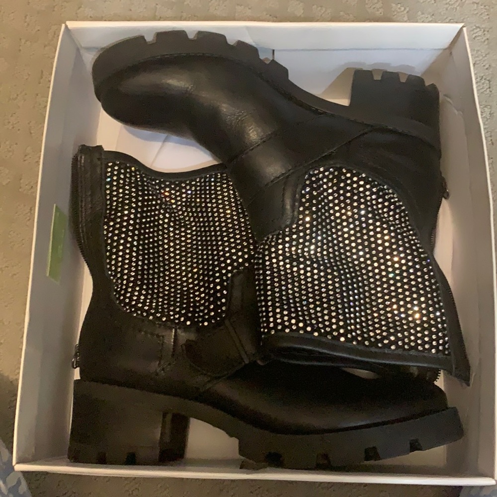 Schutz boots